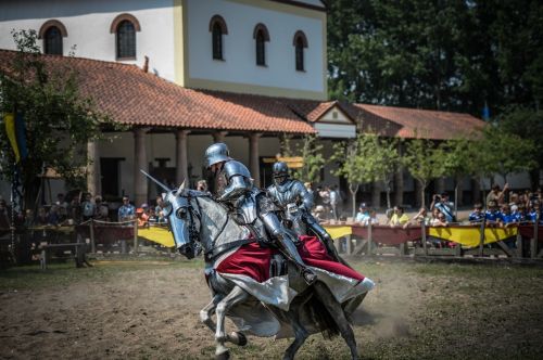 riddertoernooi archeon.jpg